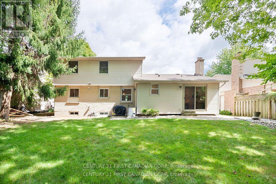 799 Farnham Road, London South, Ontario  N6K 1R6 - Photo 34 - X12434960