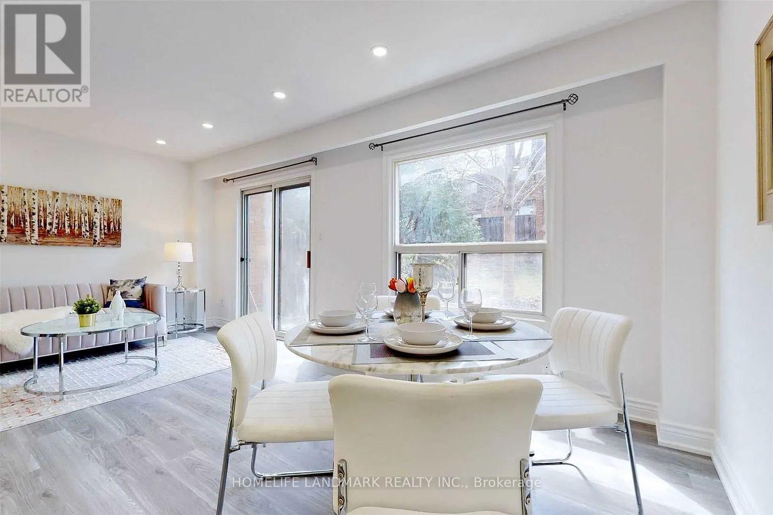 314 Sprucewood Court, Toronto, Ontario  M1W 1R1 - Photo 4 - E12434807