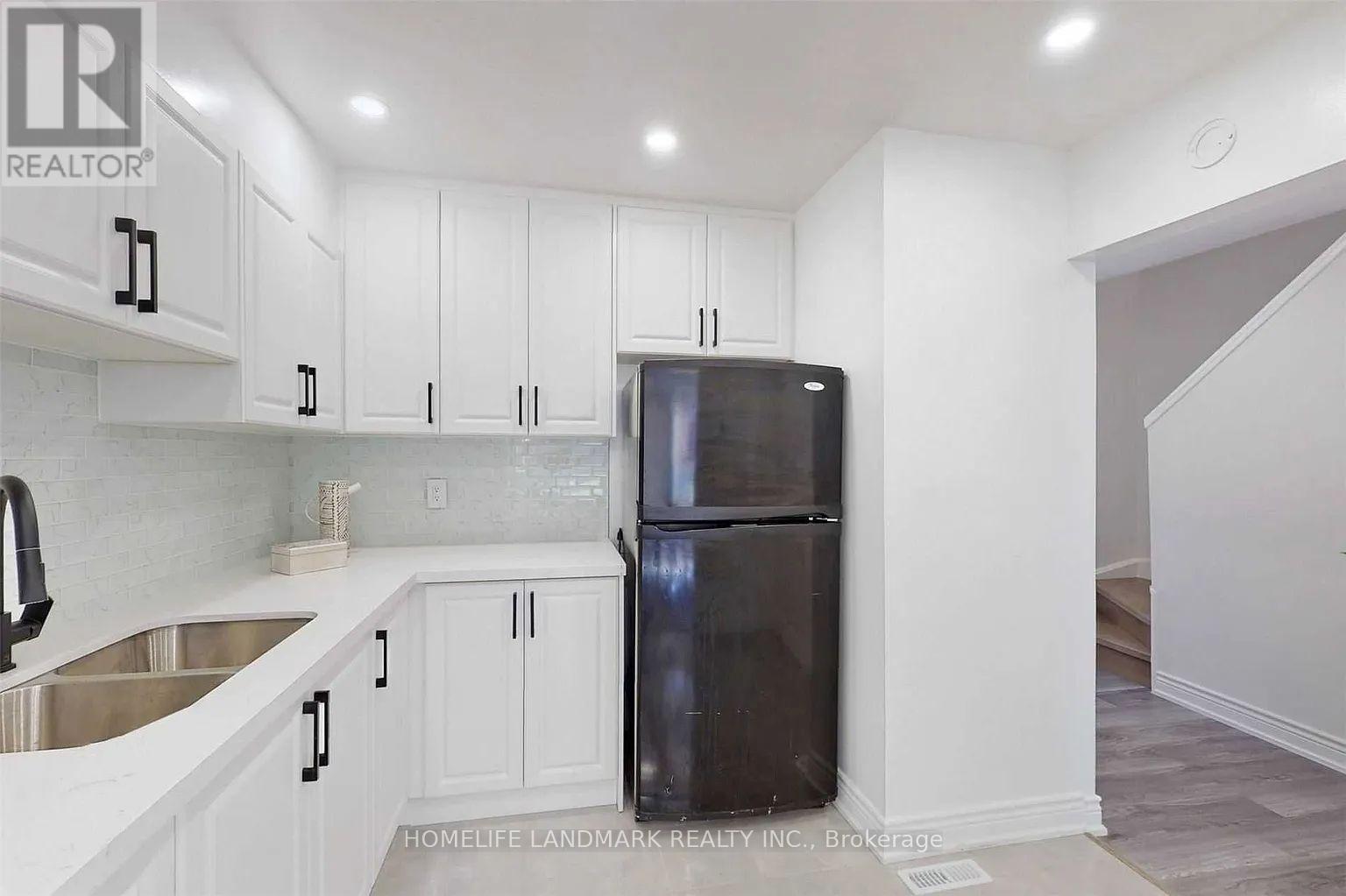 314 Sprucewood Court, Toronto, Ontario  M1W 1R1 - Photo 7 - E12434807