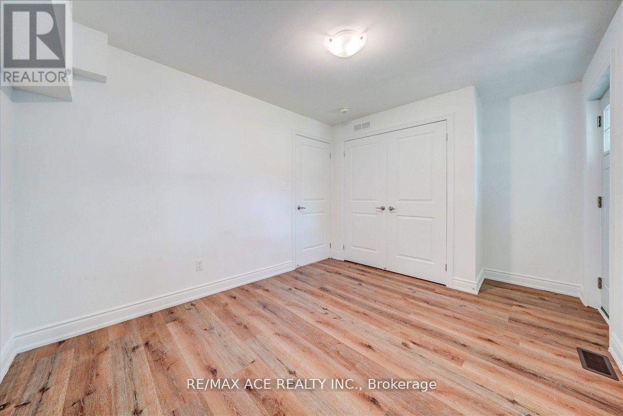 Upper - 183 Munro Street, Toronto, Ontario  M4M 2B8 - Photo 18 - E12434819