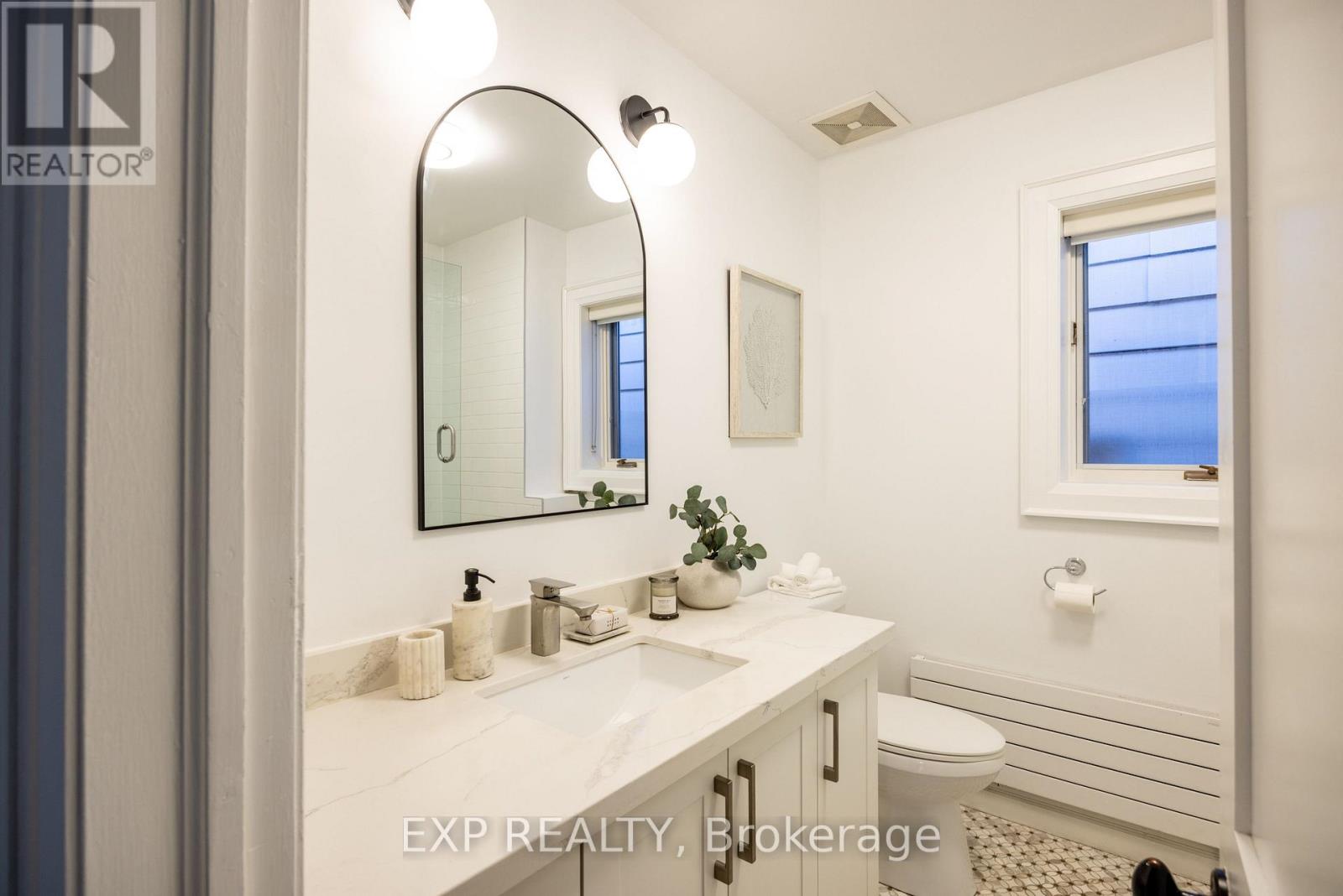 74 Willow Avenue, Toronto, Ontario  M4E 3K2 - Photo 35 - E12434905