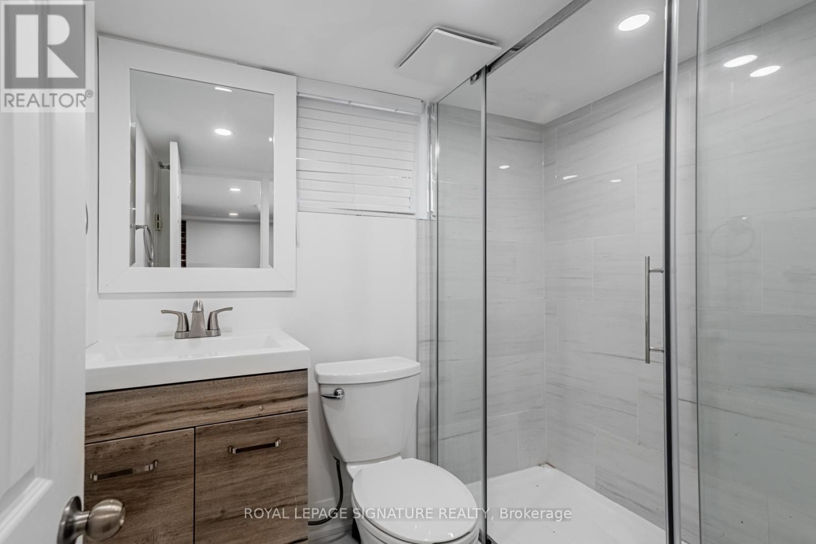 Lower - 49 Stanhope Avenue, Toronto, Ontario  M4K 3N4 - Photo 14 - E12434927