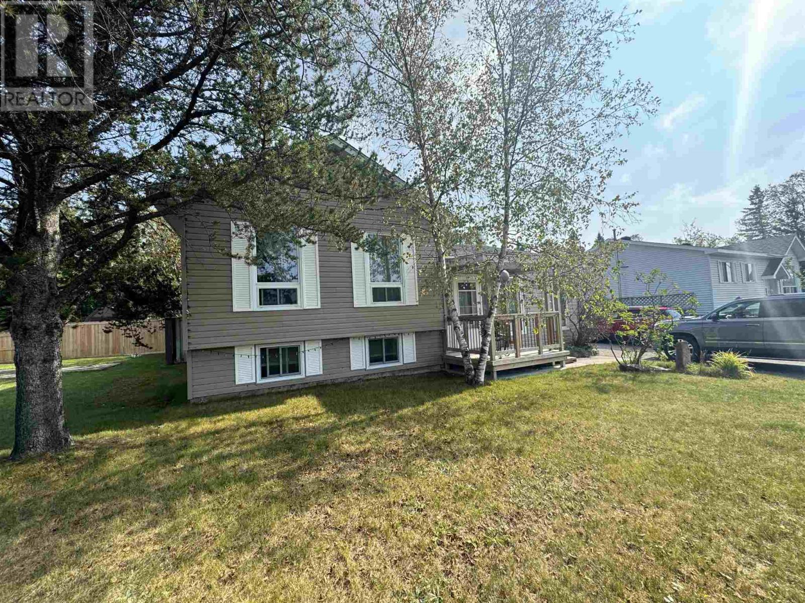 53 Hemlo Dr, Marathon, Ontario  P0T 2E0 - Photo 4 - TB251995