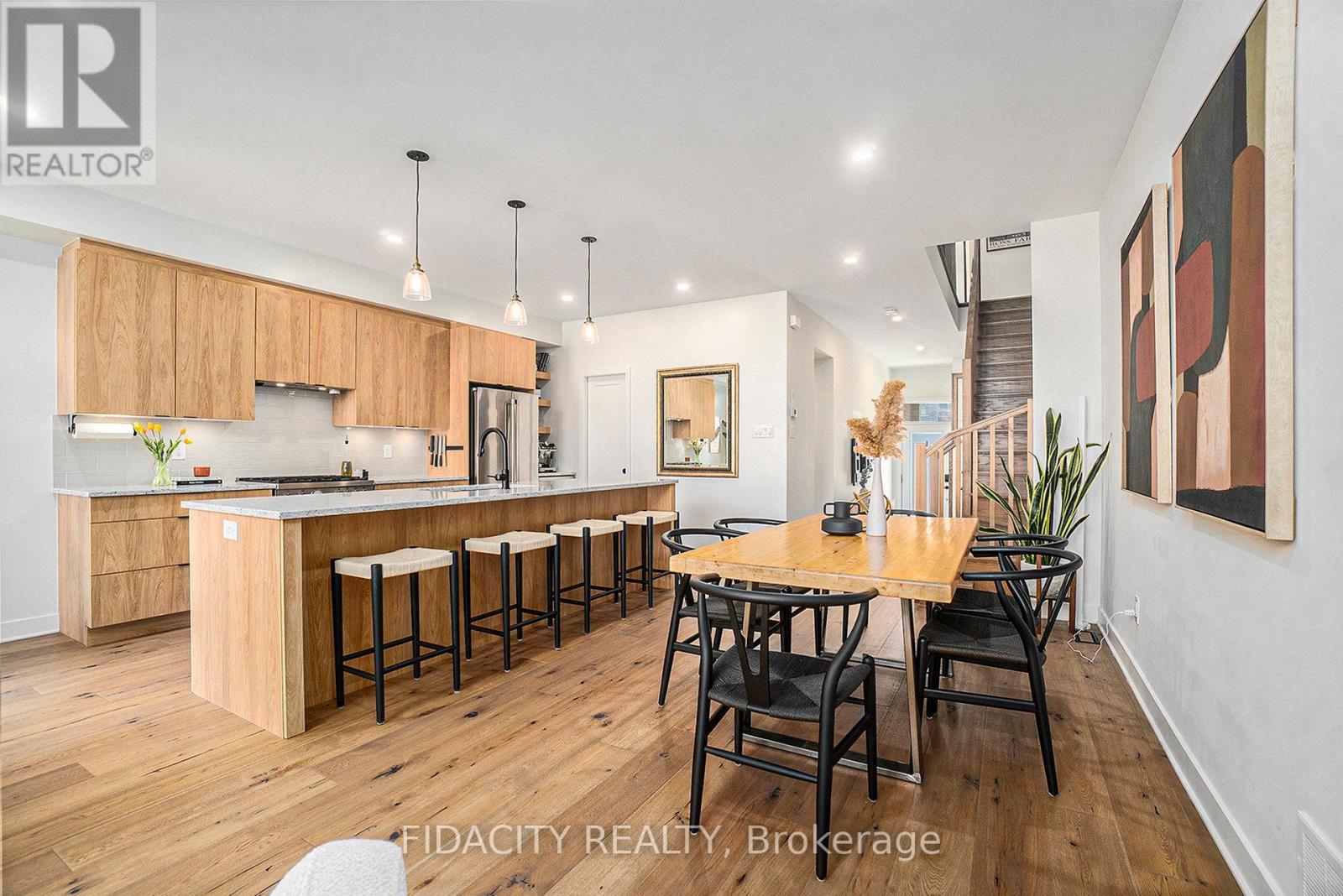 712 Twist Way, Ottawa, Ontario  K2V 0M8 - Photo 10 - X12435004
