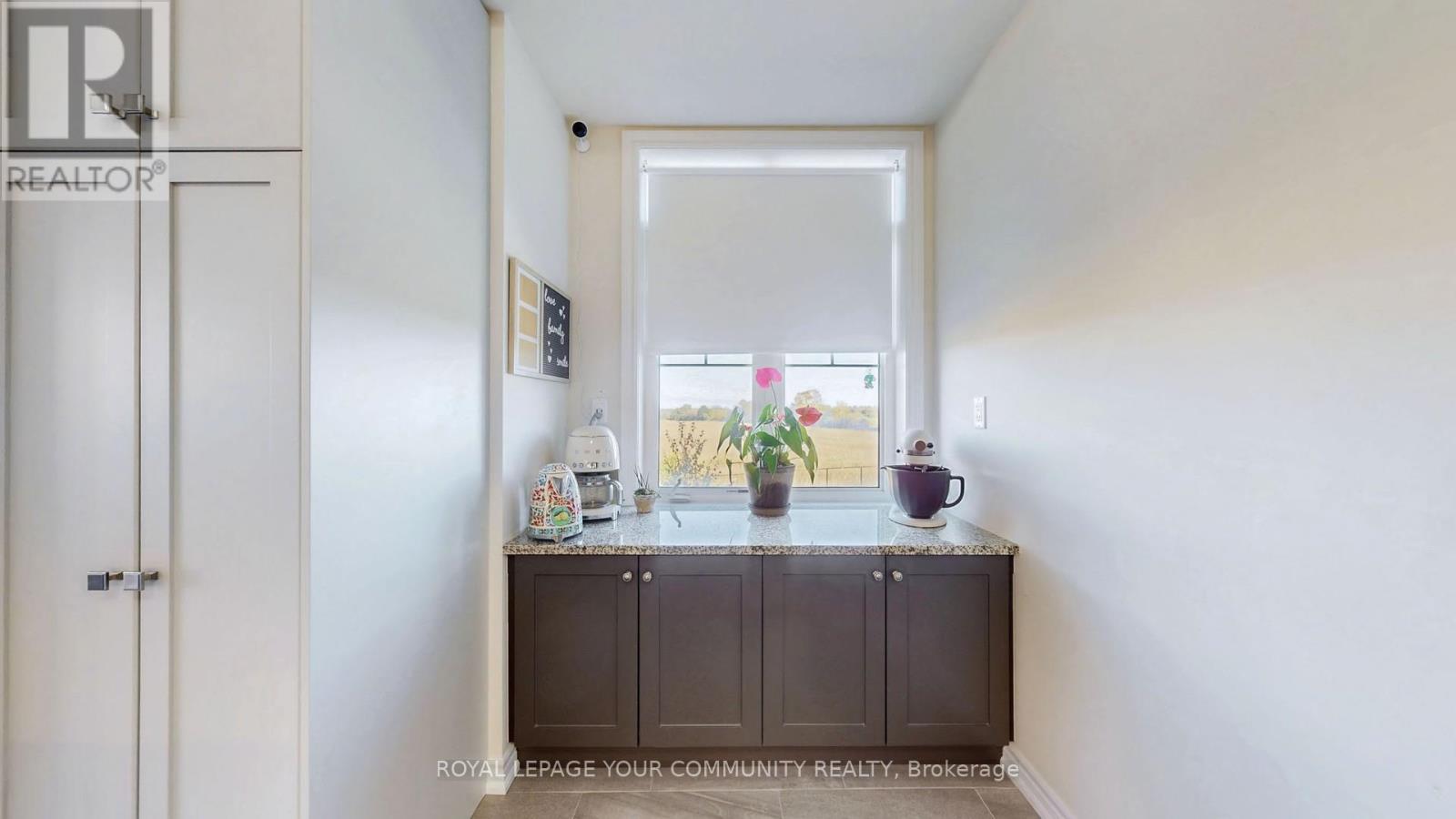 32 Delft Drive, Markham, Ontario  L6C 0Z1 - Photo 15 - N12434836