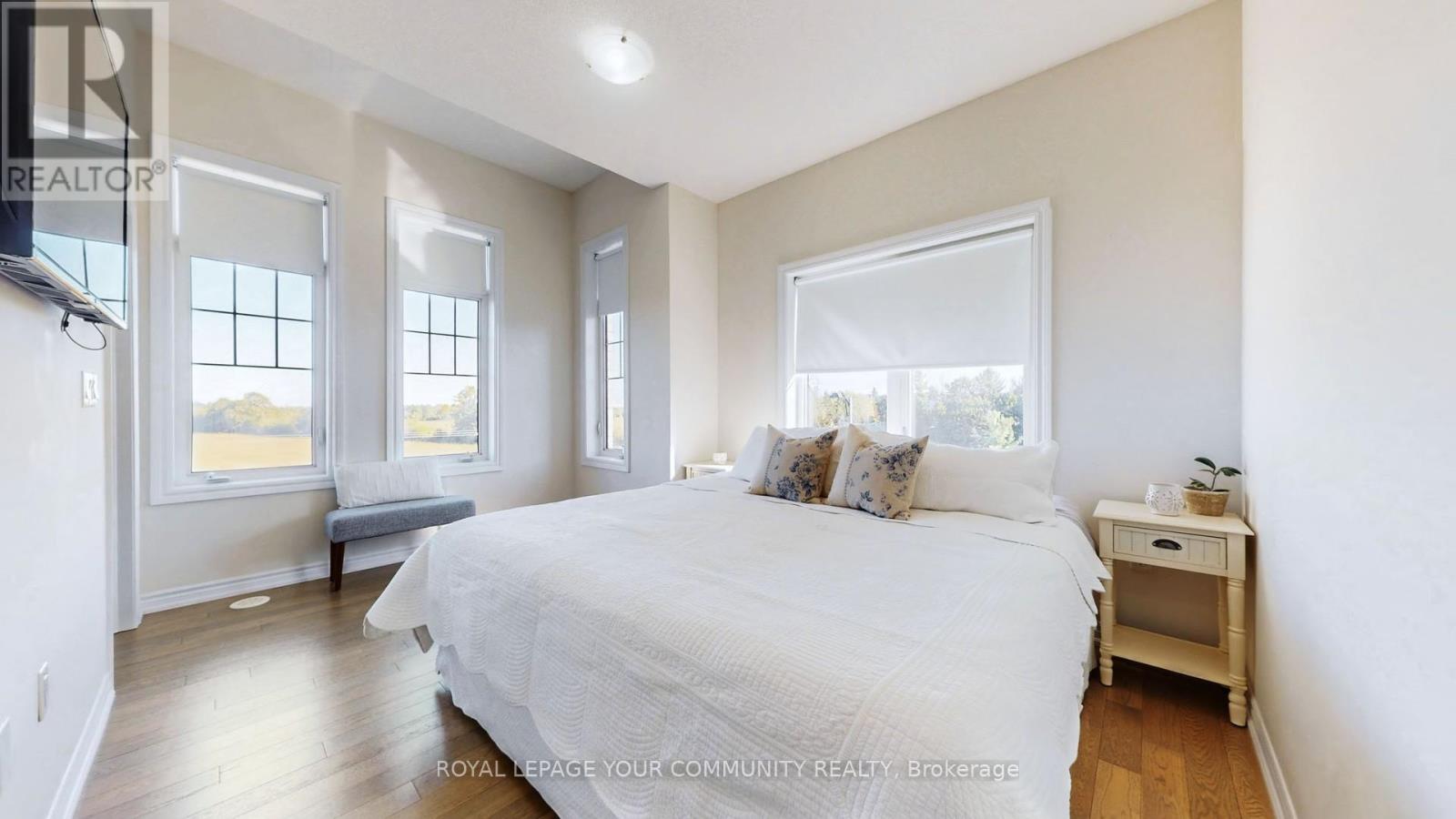 32 Delft Drive, Markham, Ontario  L6C 0Z1 - Photo 21 - N12434836