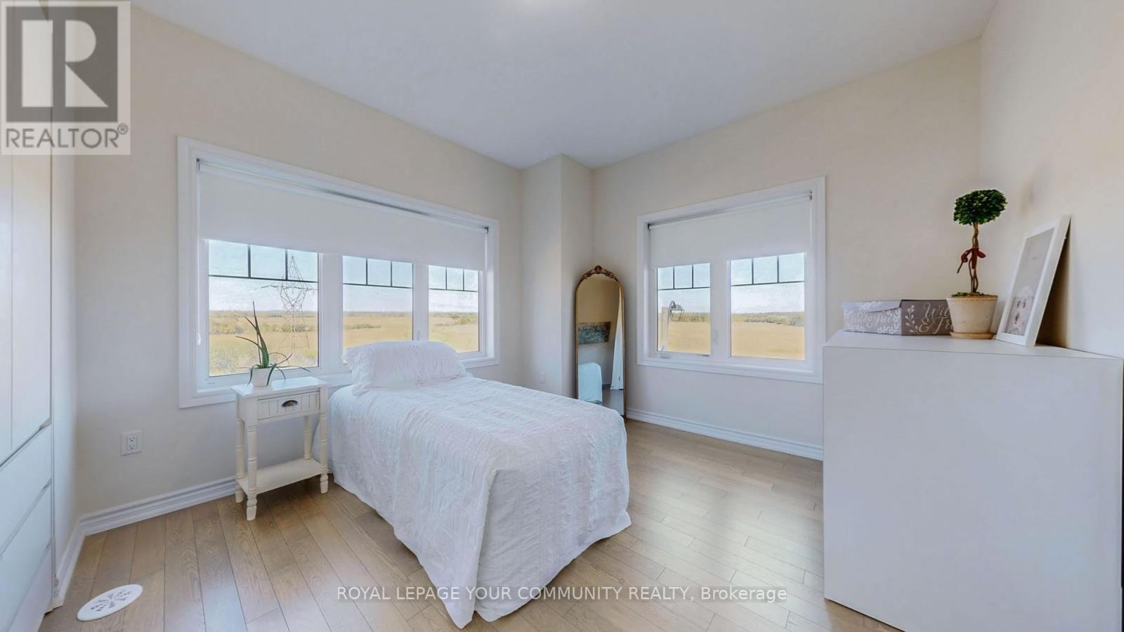 32 Delft Drive, Markham, Ontario  L6C 0Z1 - Photo 24 - N12434836