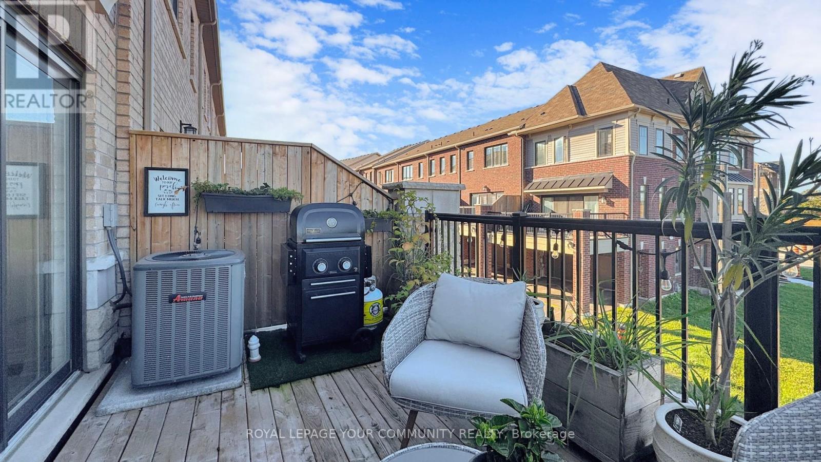 32 Delft Drive, Markham, Ontario  L6C 0Z1 - Photo 33 - N12434836