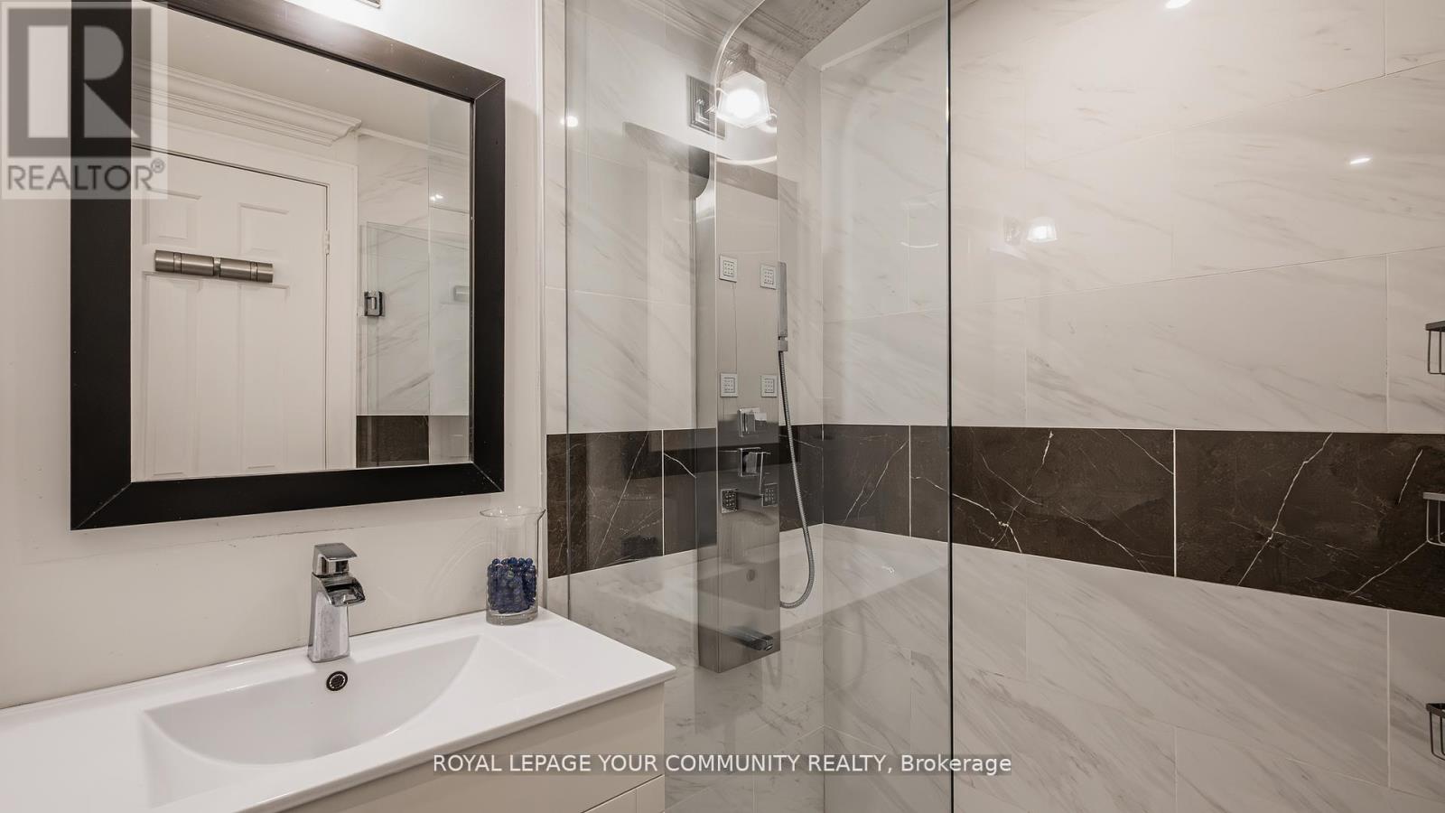 57 Braeburn Drive, Markham, Ontario  L3T 4W7 - Photo 26 - N12434839