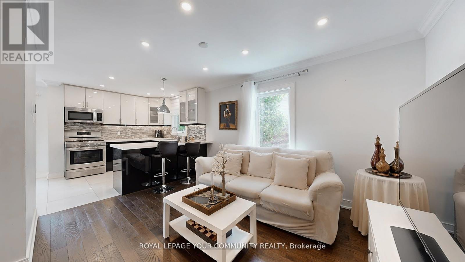 57 Braeburn Drive, Markham, Ontario  L3T 4W7 - Photo 7 - N12434839