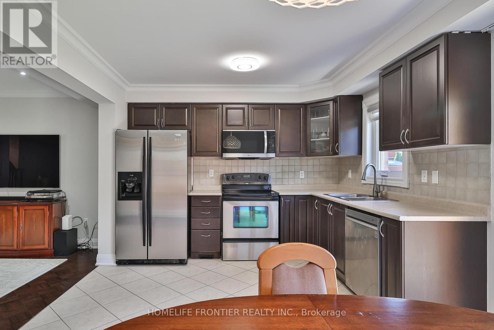 86 Venice Gate Drive, Vaughan, Ontario  L4H 0E7 - Photo 16 - N12434887