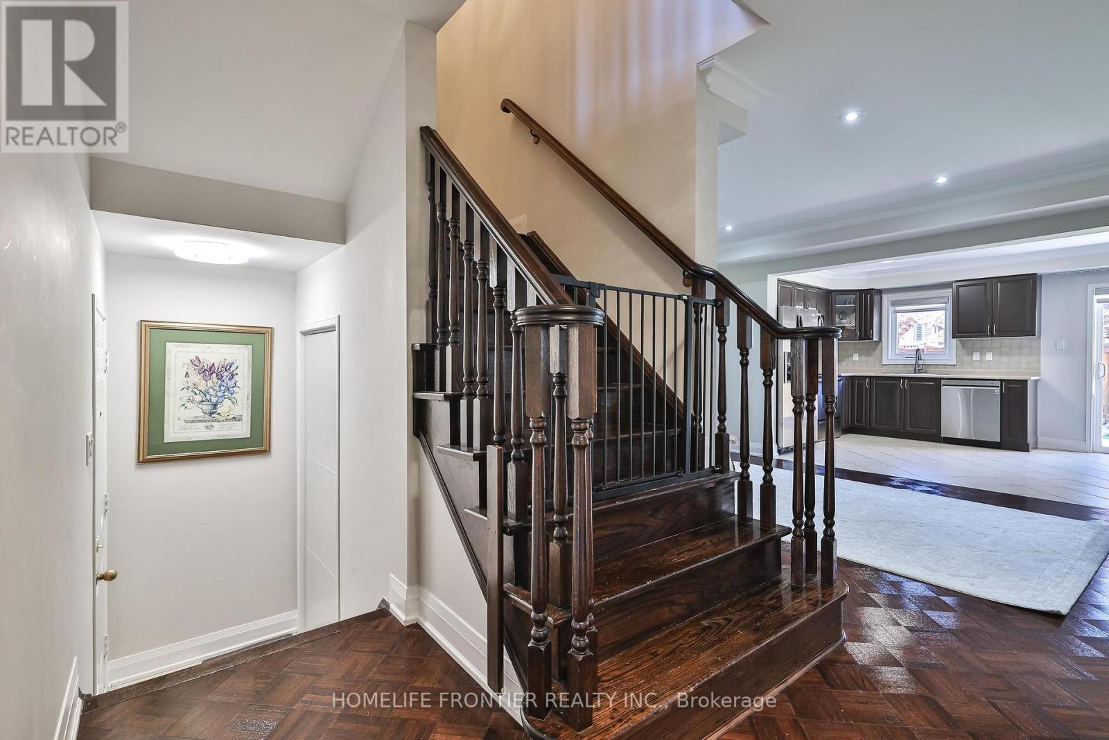 86 Venice Gate Drive, Vaughan, Ontario  L4H 0E7 - Photo 20 - N12434887