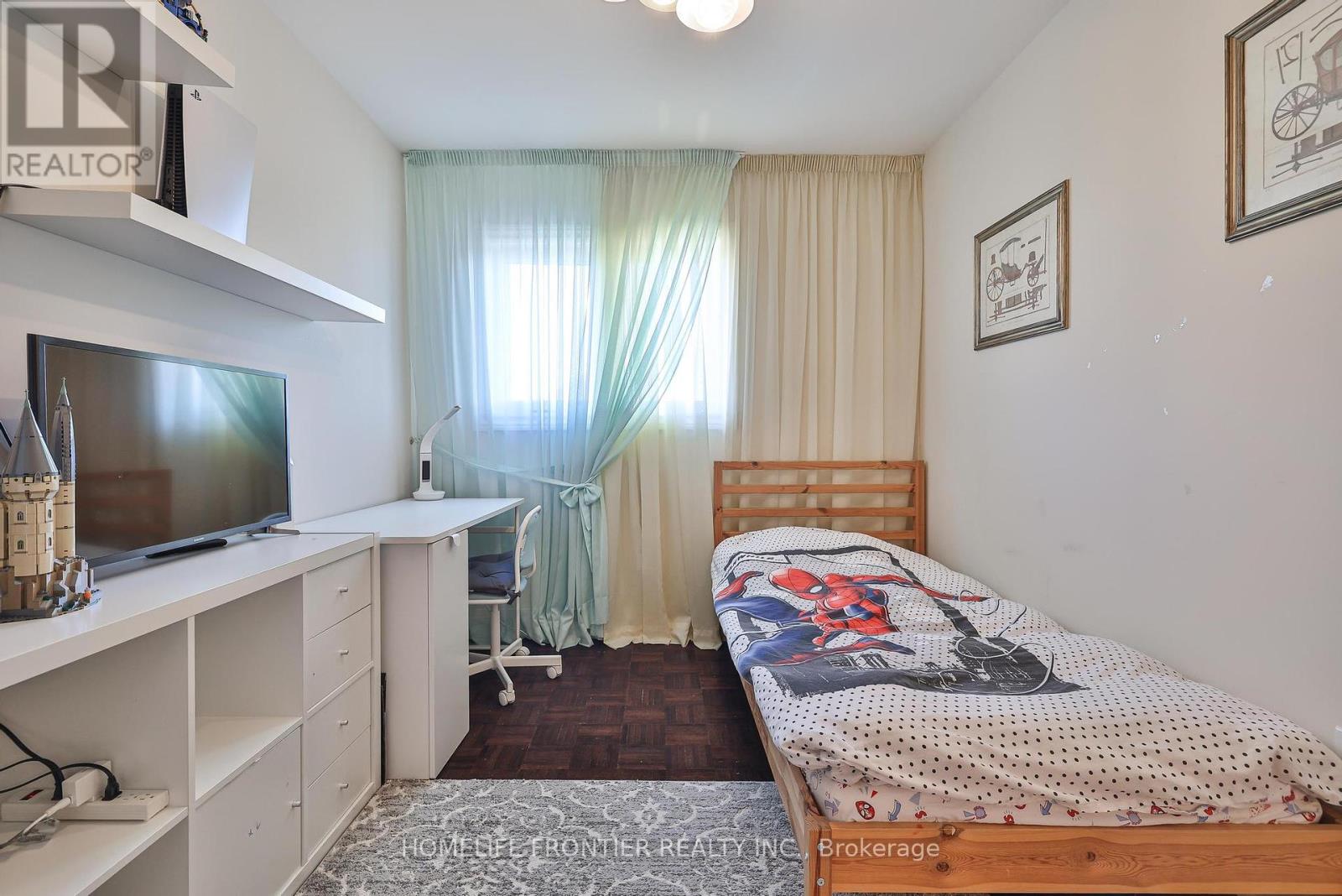 86 Venice Gate Drive, Vaughan, Ontario  L4H 0E7 - Photo 34 - N12434887