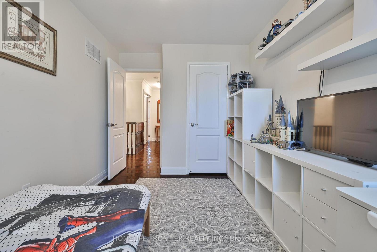 86 Venice Gate Drive, Vaughan, Ontario  L4H 0E7 - Photo 36 - N12434887