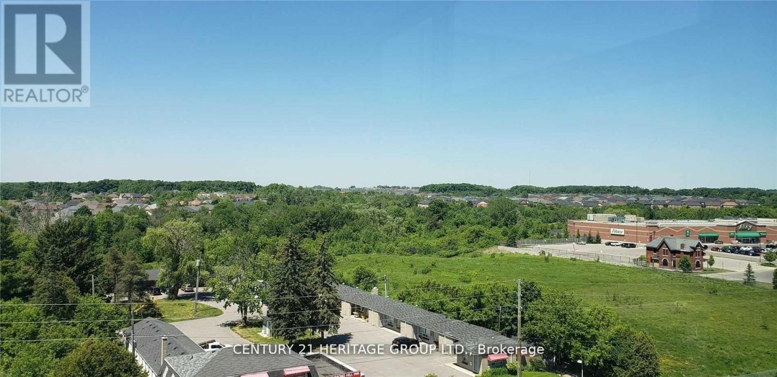 Ph8 - 11611 Yonge Street, Richmond Hill, Ontario  L4E 1G2 - Photo 15 - N12434903