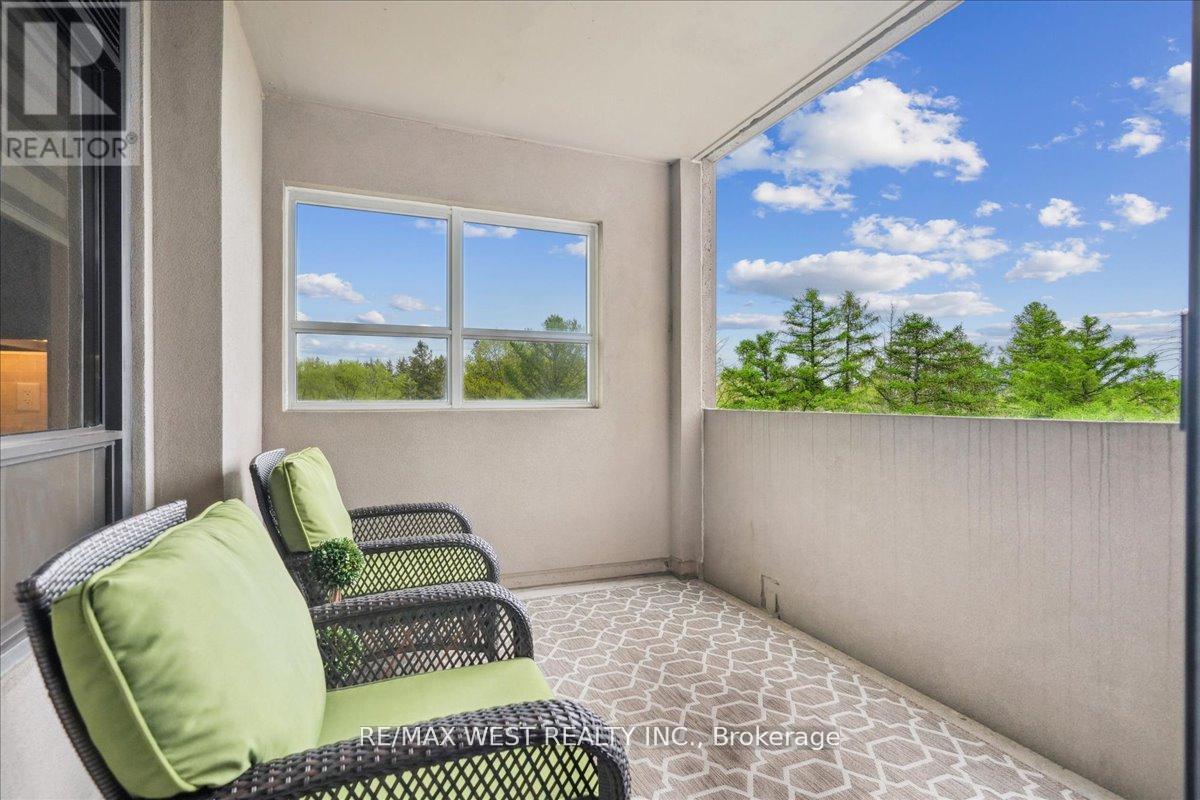 405 - 9255 Jane Street, Vaughan, Ontario  L6A 0K1 - Photo 9 - N12434907