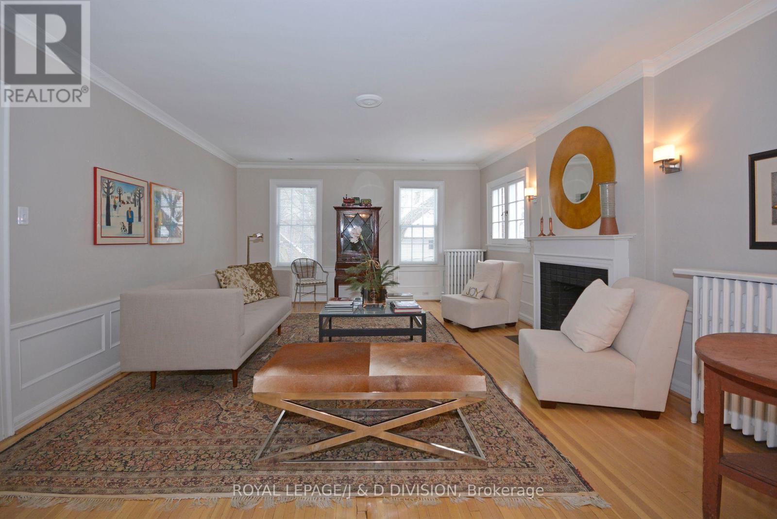34 EDMUND AVENUE, Toronto, Ontario