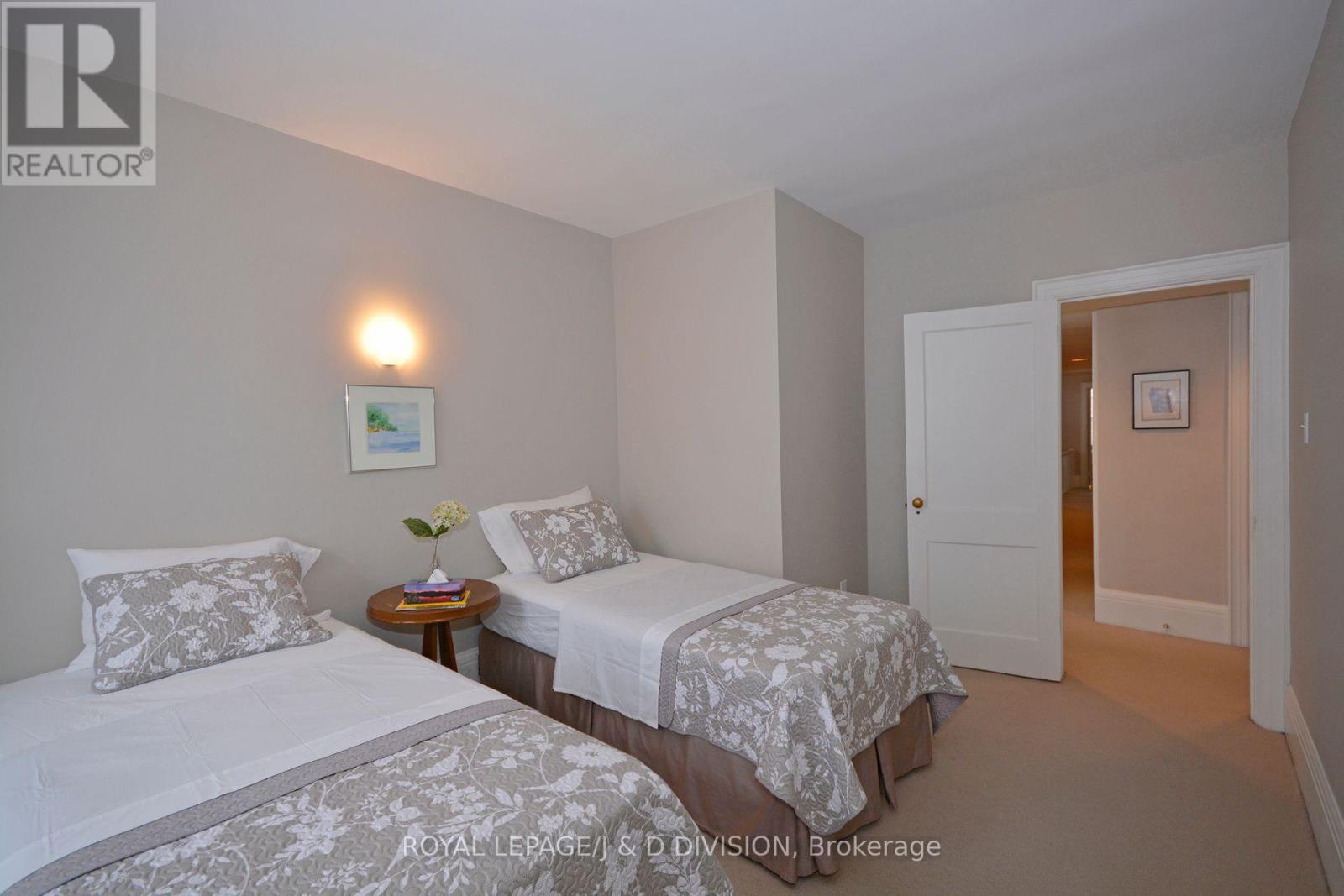 34 Edmund Avenue, Toronto, Ontario  M4V 1H3 - Photo 19 - C12352543