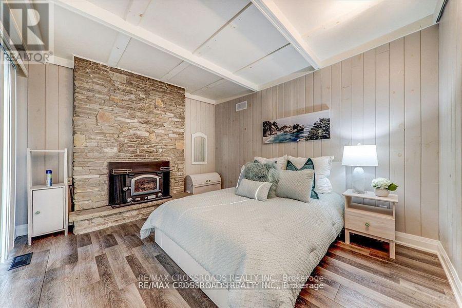 5794 Victoria Park Road, Rama First Nation 32, Ontario  L3V 6H6 - Photo 22 - S12434827