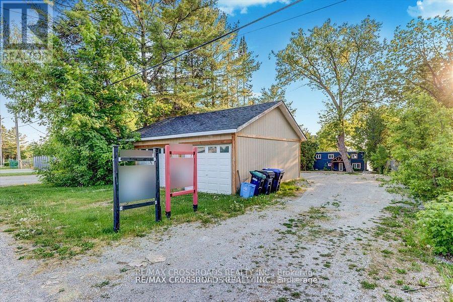 5794 Victoria Park Road, Rama First Nation 32, Ontario  L3V 6H6 - Photo 36 - S12434827