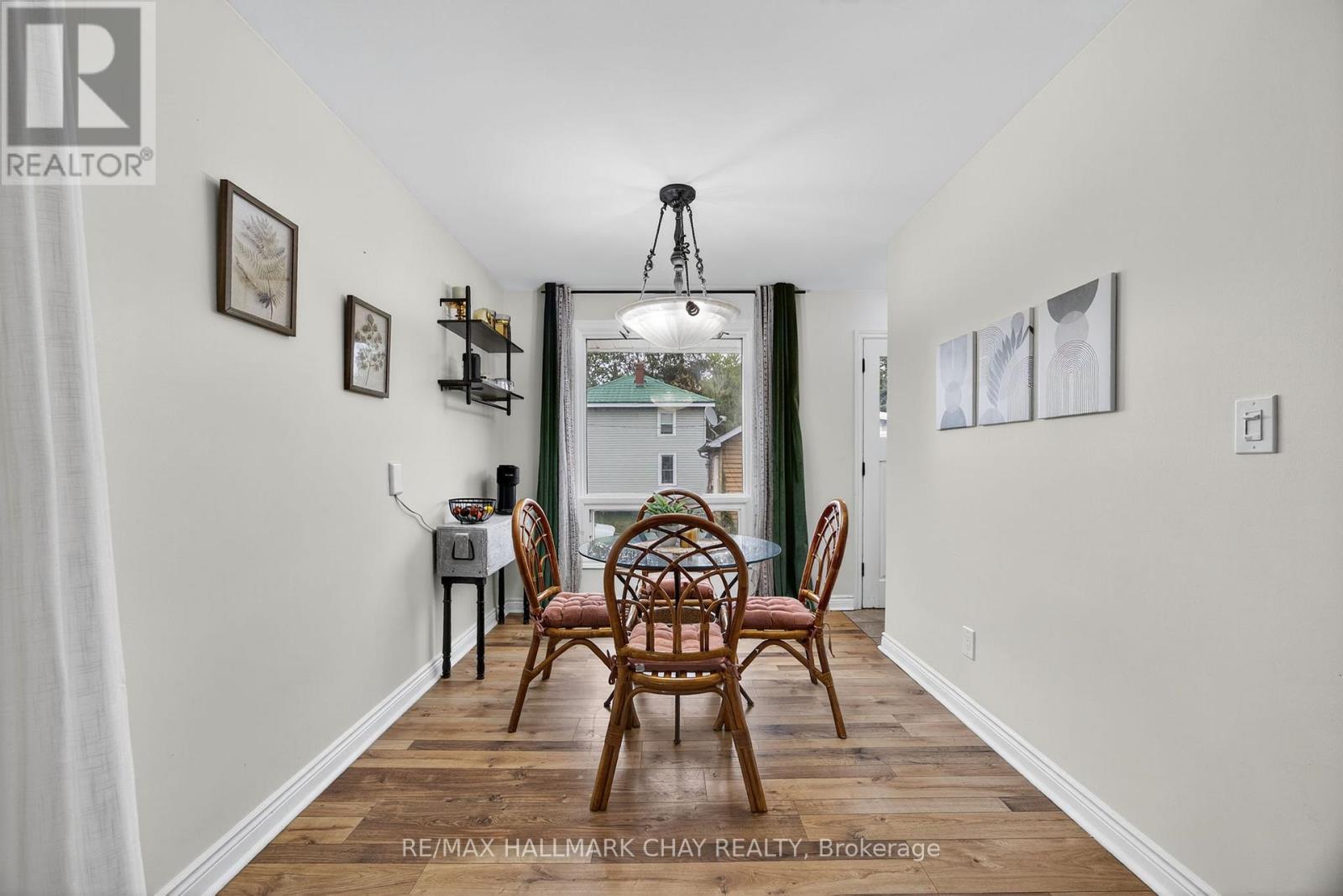 67 Simcoe Street, Orillia, Ontario  L3V 1G5 - Photo 7 - S12434889