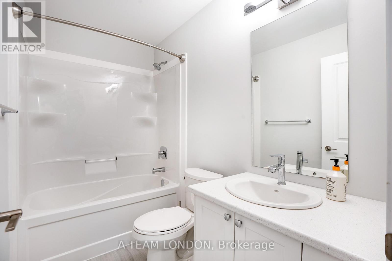 413 - 100 The Promenade, Central Elgin, Ontario  N5L 1C5 - Photo 21 - X12431959