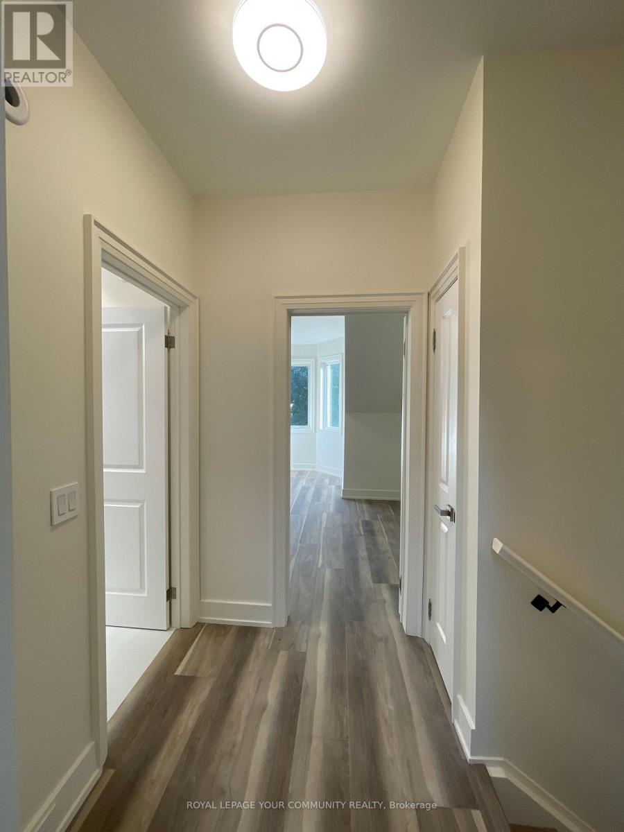 8 - 263 Barrie Street W, Bradford West Gwillimbury, Ontario  L3Z 1A2 - Photo 13 - N12428322