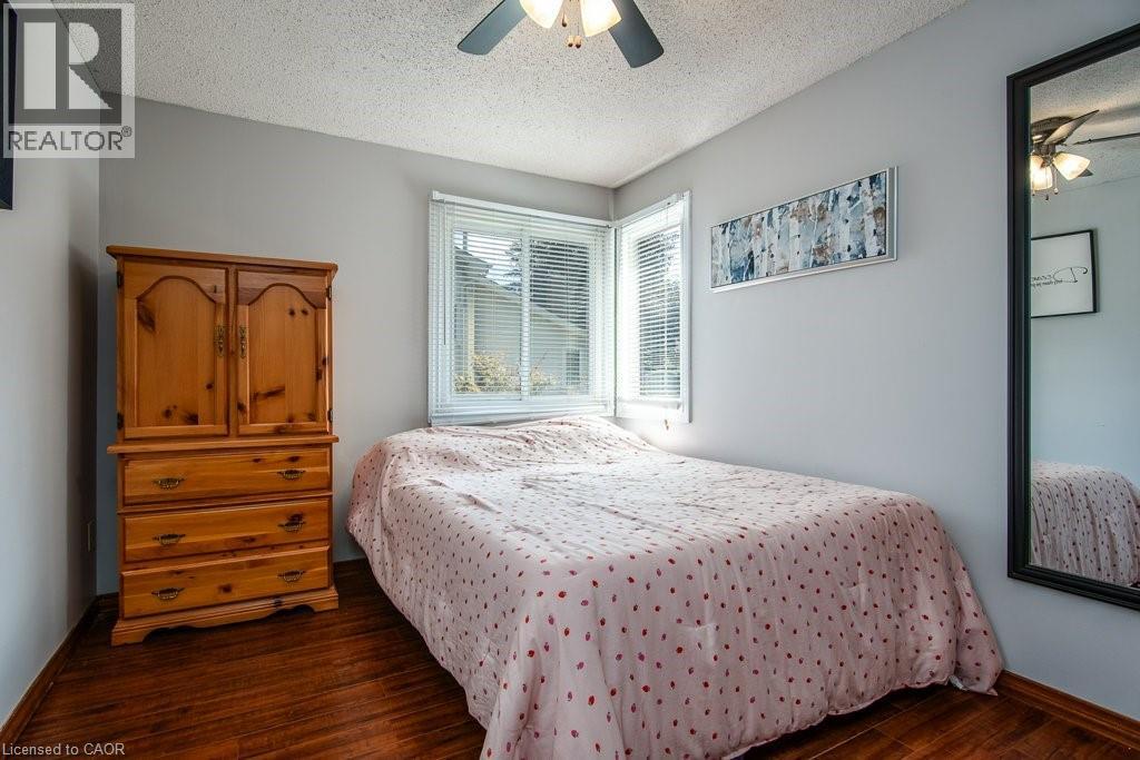 8 Pickwick Place, Guelph, Ontario  N1H 7V8 - Photo 23 - 40774998