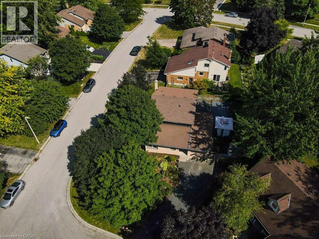 8 Pickwick Place, Guelph, Ontario  N1H 7V8 - Photo 36 - 40774998