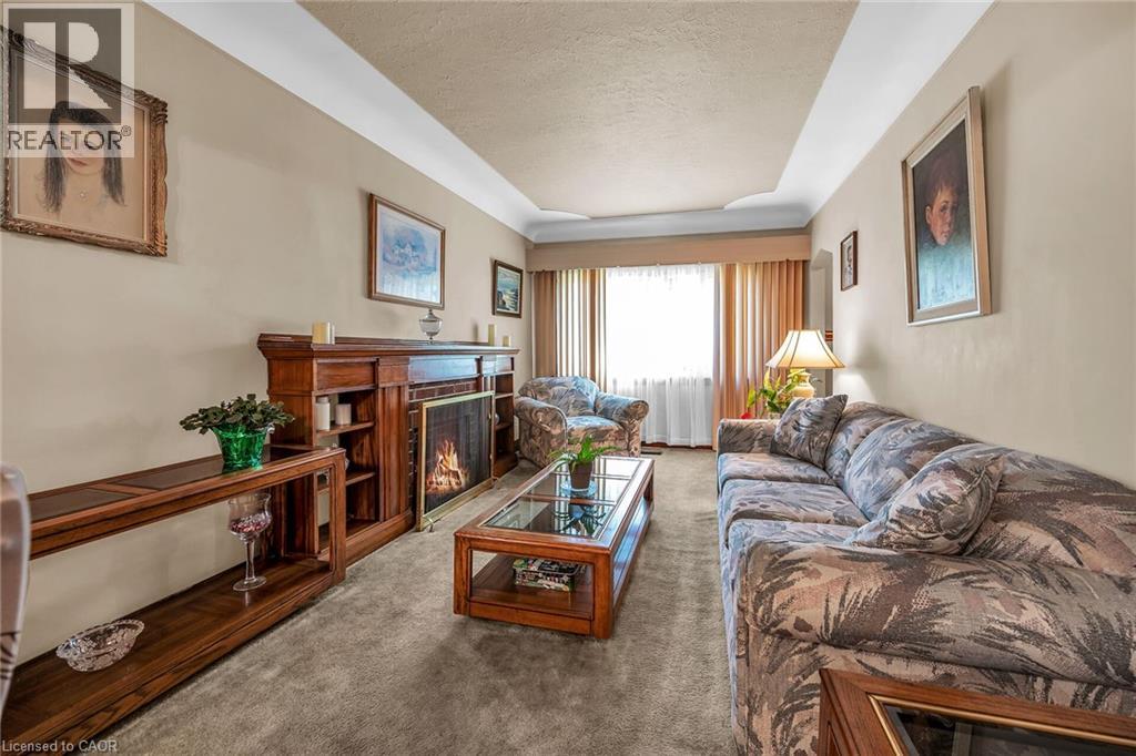 27 Paradise Road N, Hamilton, Ontario  L8S 3S5 - Photo 11 - 40774845