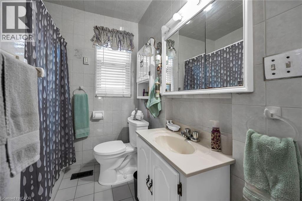 27 Paradise Road N, Hamilton, Ontario  L8S 3S5 - Photo 25 - 40774845