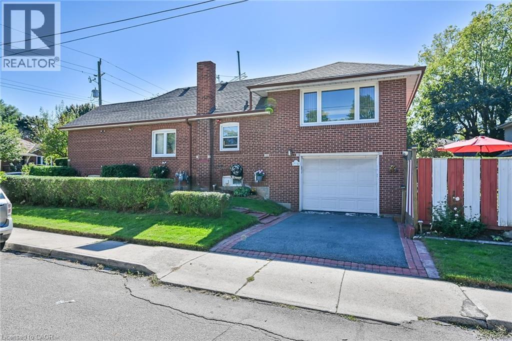 27 Paradise Road N, Hamilton, Ontario  L8S 3S5 - Photo 5 - 40774845