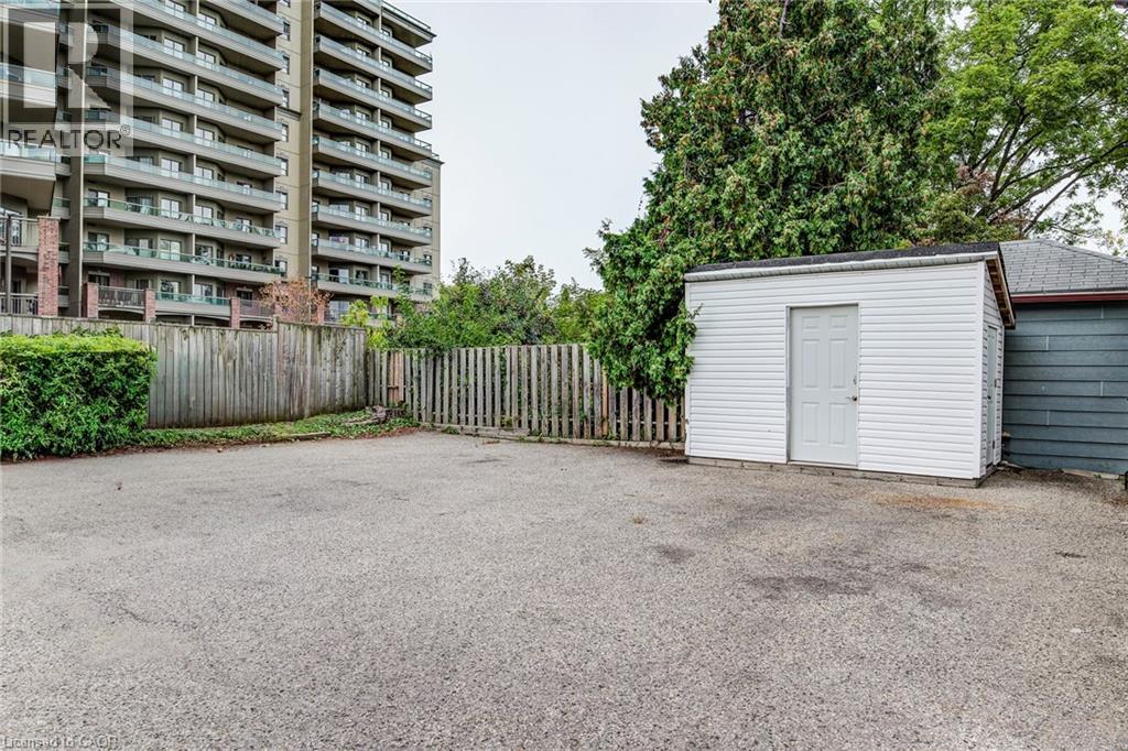 19 Schneider Avenue, Kitchener, Ontario  N2G 1K7 - Photo 27 - 40774780
