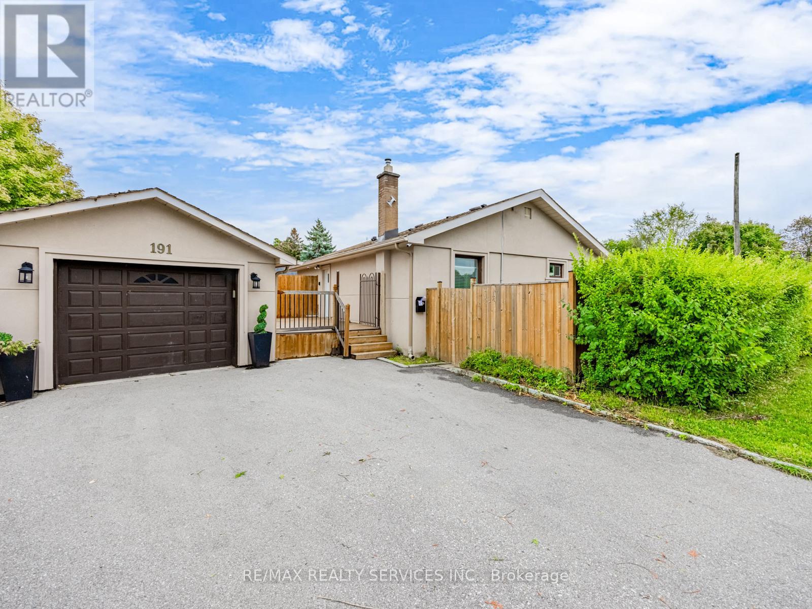 191 Deane Avenue, Oakville, Ontario  L6K 1N4 - Photo 3 - W12429352