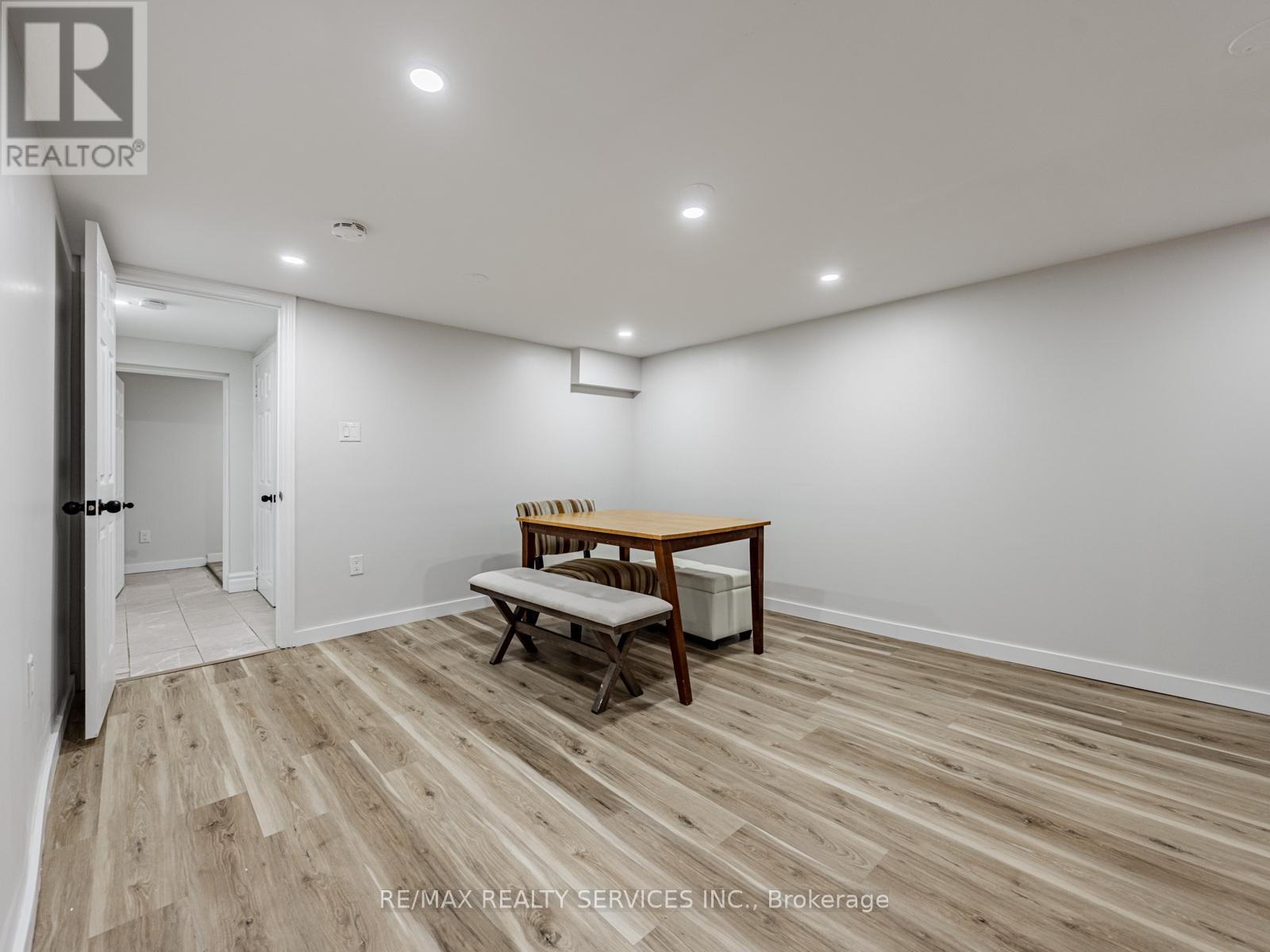 191 Deane Avenue, Oakville, Ontario  L6K 1N4 - Photo 22 - W12429352
