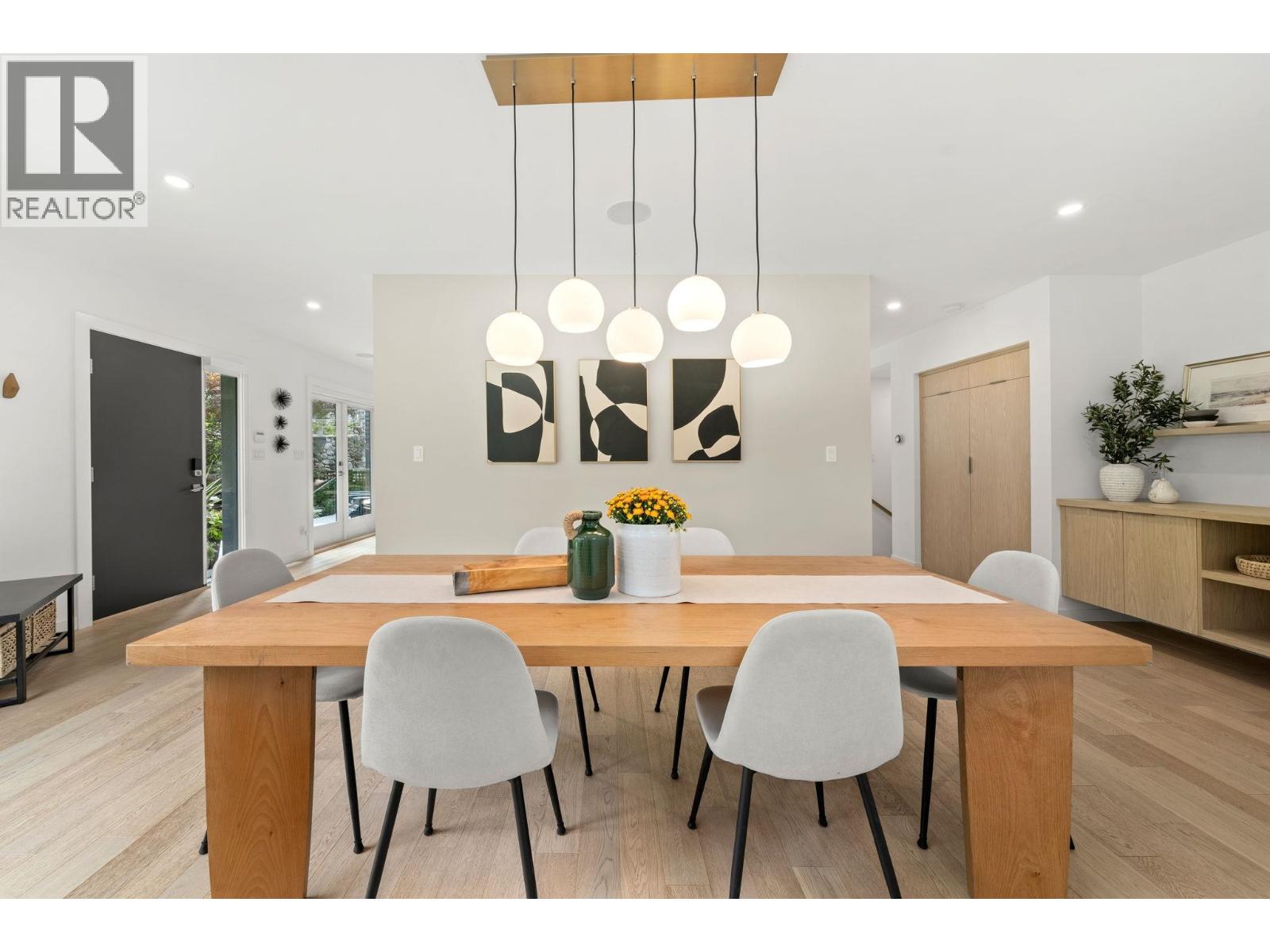 2025 Mackay Avenue, North Vancouver, British Columbia  V7P 2M8 - Photo 12 - R3053630