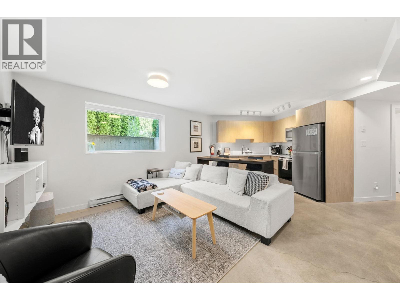 2025 Mackay Avenue, North Vancouver, British Columbia  V7P 2M8 - Photo 31 - R3053630