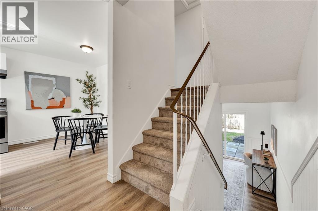 314 Bluevale Street N Unit# A, Waterloo, Ontario  N2J 4G3 - Photo 3 - 40772262