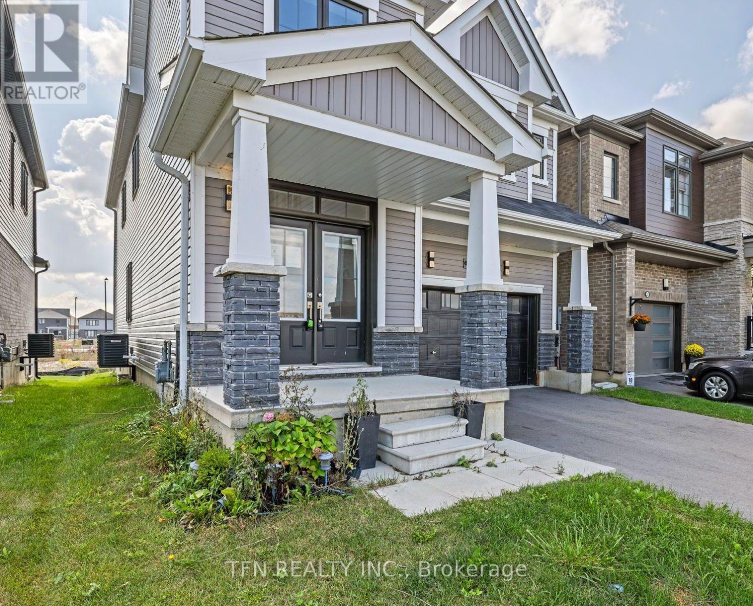 19 Rainbow Drive, Haldimand, Ontario  N3W 0E6 - Photo 3 - X12422415