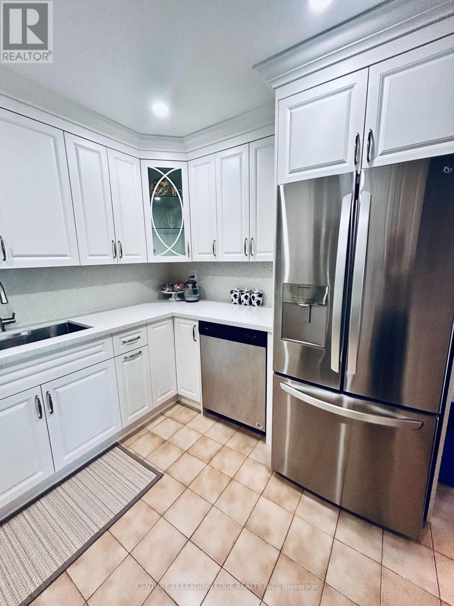 401 - 310 Mill Street S, Brampton, Ontario  L6Y 3B1 - Photo 19 - W12434805