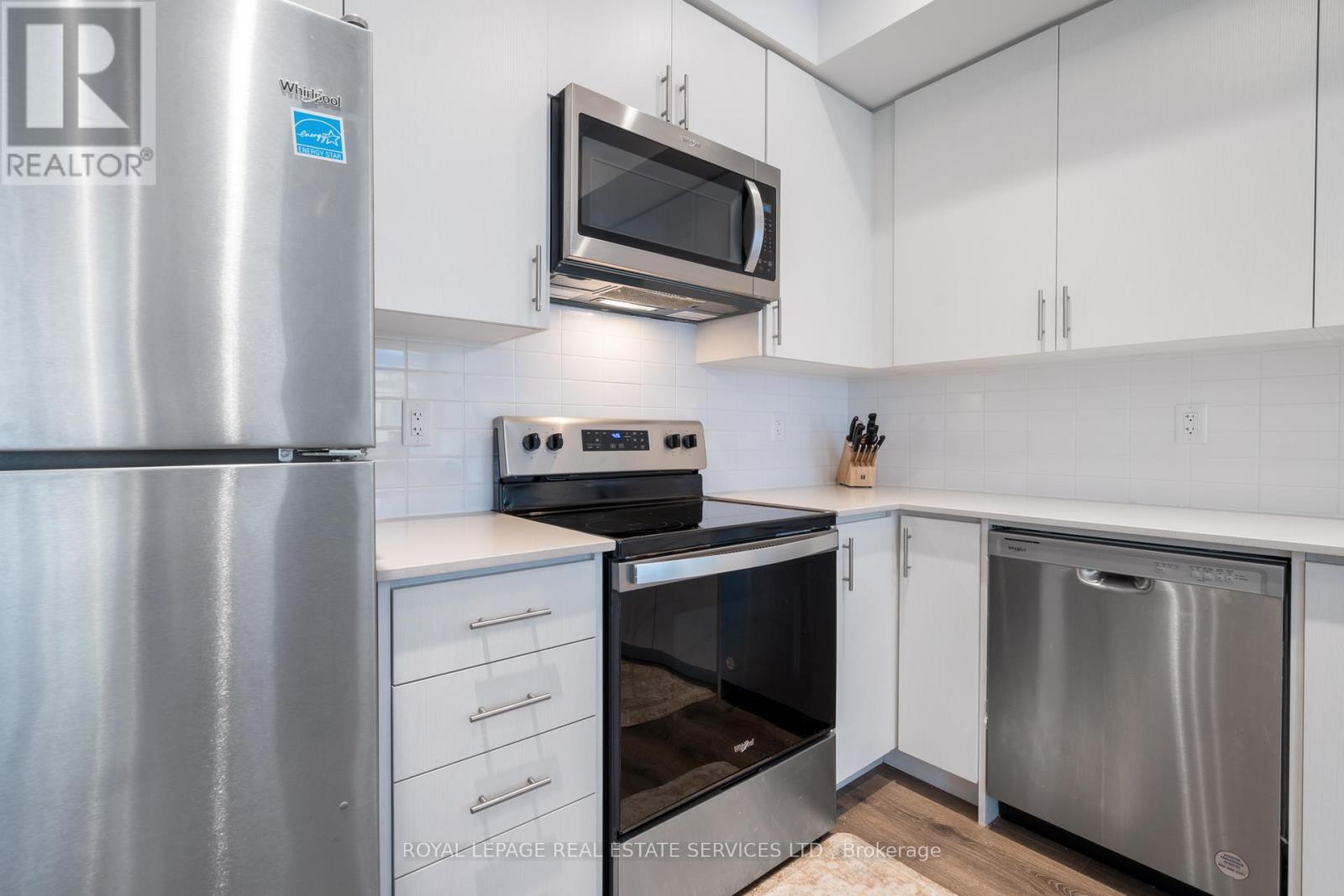 11 - 3425 Ridgeway Drive, Mississauga, Ontario  L5L 0B9 - Photo 3 - W12434808