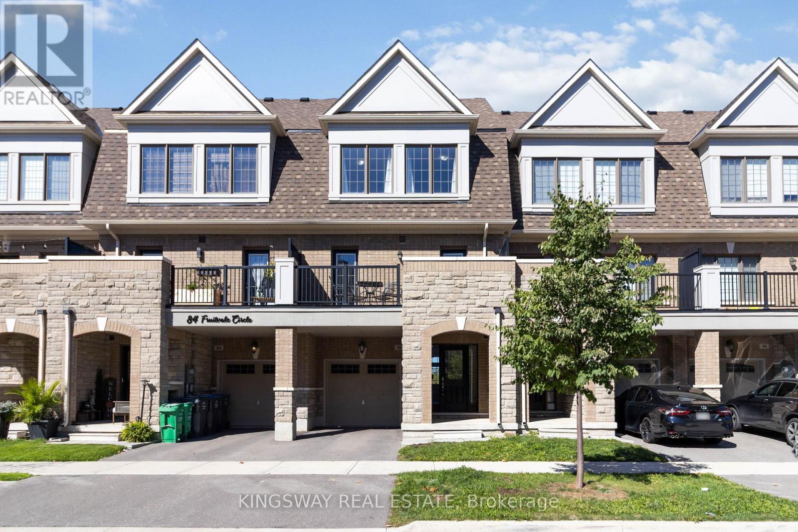 86 Fruitvale Circle, Brampton, Ontario  L7A 5B9 - Photo 1 - W12434813