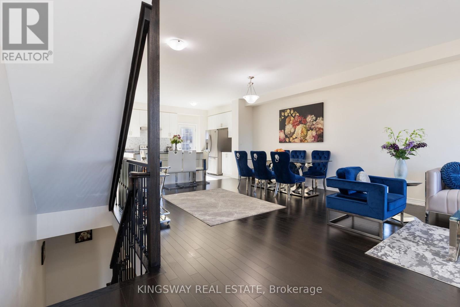 86 Fruitvale Circle, Brampton, Ontario  L7A 5B9 - Photo 11 - W12434813