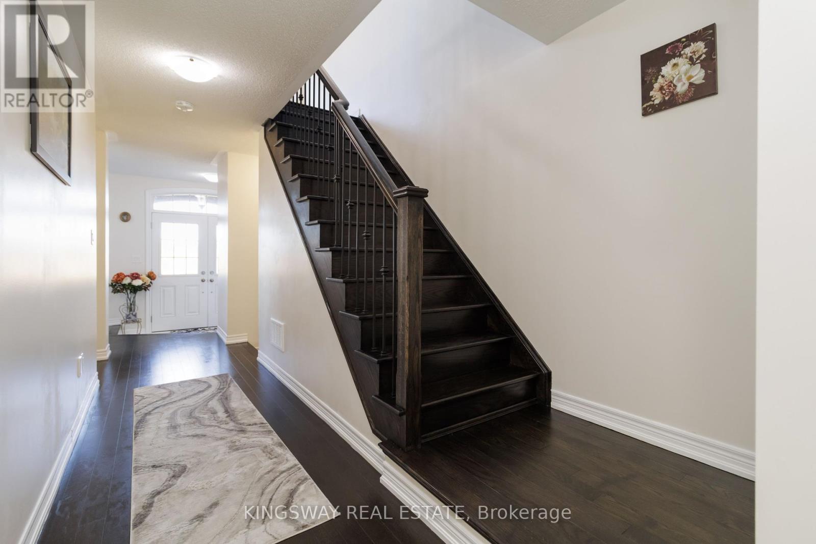 86 Fruitvale Circle, Brampton, Ontario  L7A 5B9 - Photo 37 - W12434813