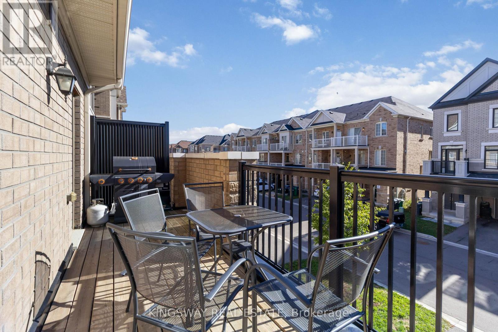 86 Fruitvale Circle, Brampton, Ontario  L7A 5B9 - Photo 47 - W12434813