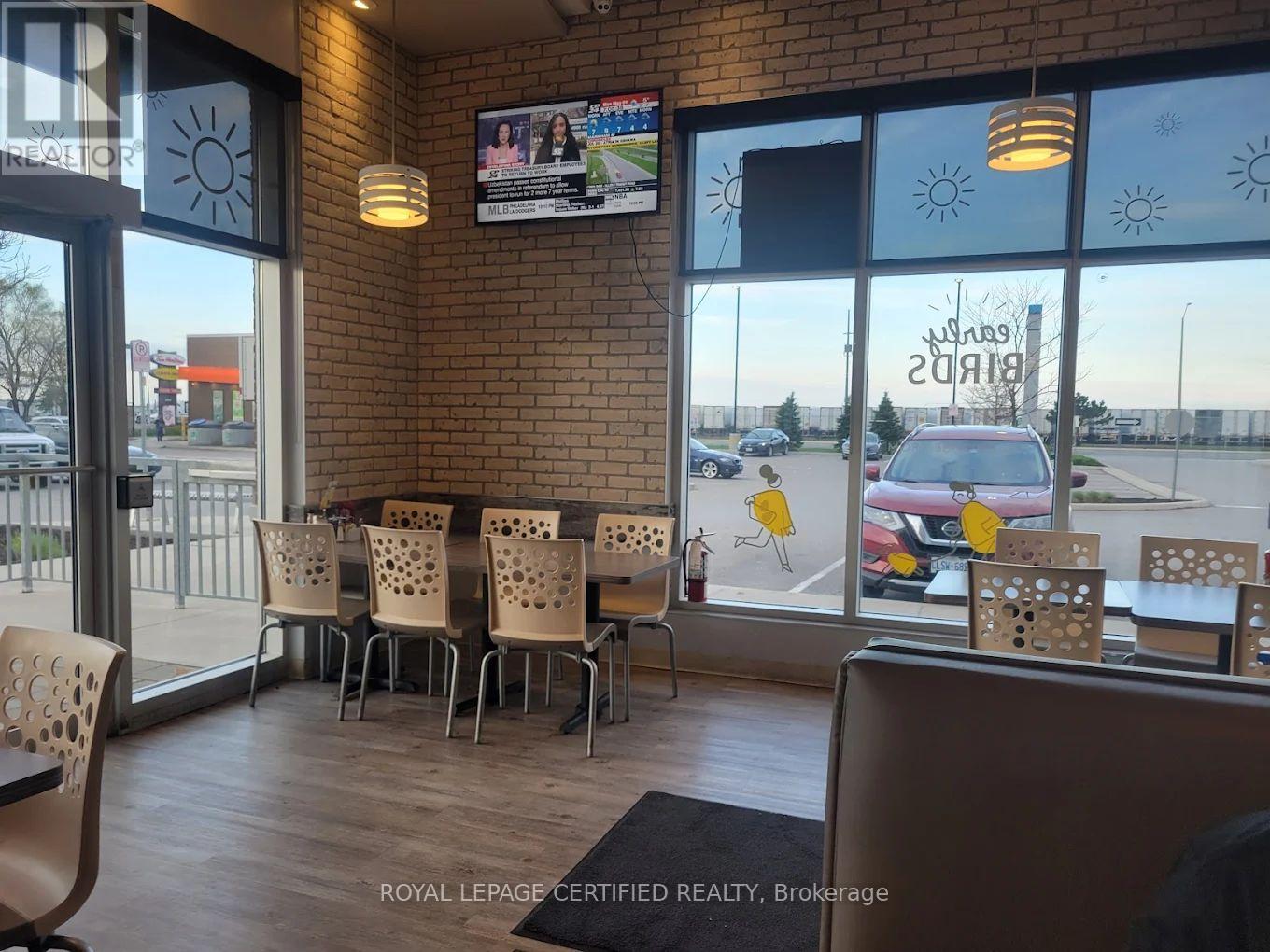 6795 Airport Road, Mississauga, Ontario  L4V 1E6 - Photo 4 - W12434817