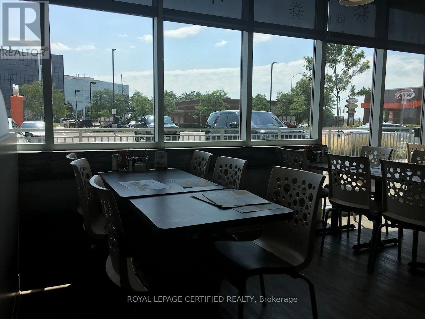 6795 Airport Road, Mississauga, Ontario  L4V 1E6 - Photo 7 - W12434817