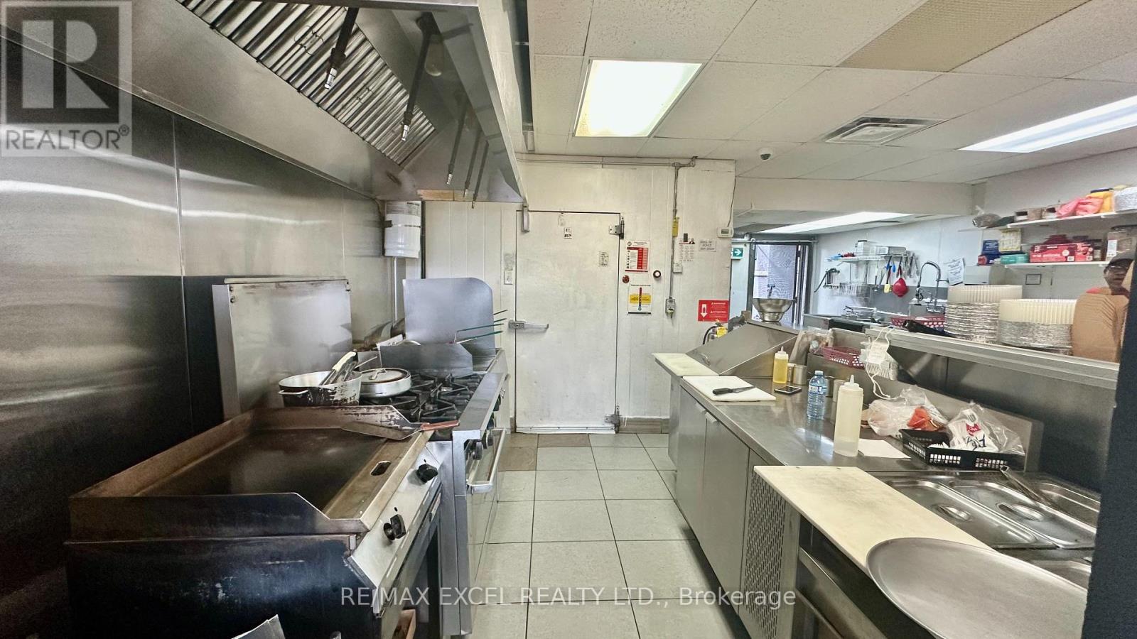 358 Marlee Avenue, Toronto, Ontario  M6B 3H8 - Photo 5 - W12434821