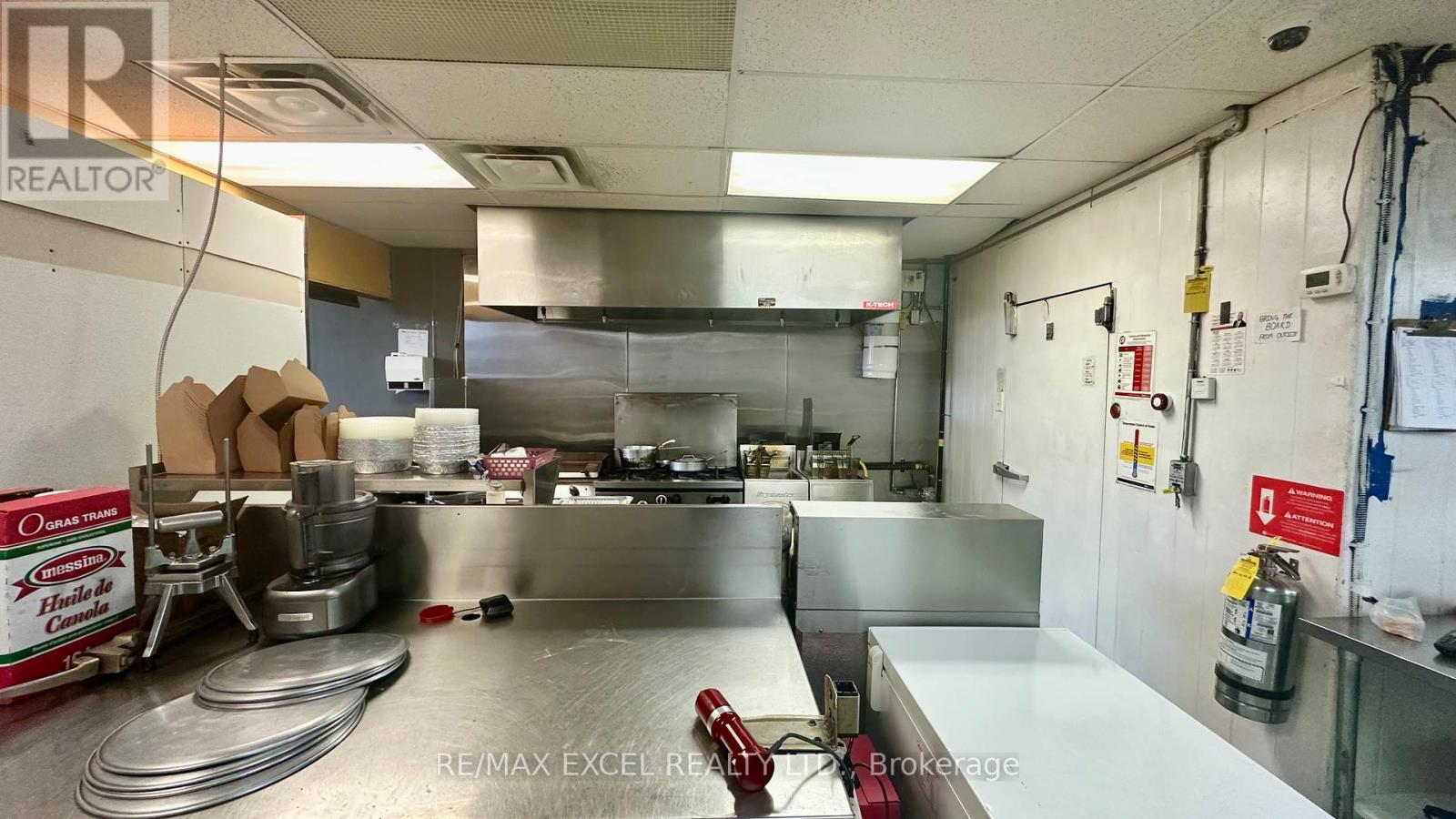 358 Marlee Avenue, Toronto, Ontario  M6B 3H8 - Photo 8 - W12434821