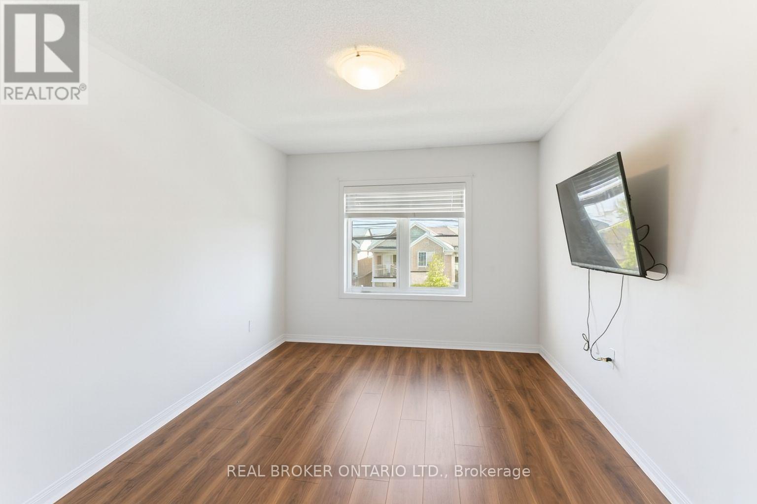 46 Lathbury Street, Brampton, Ontario  L7A 0R5 - Photo 8 - W12434843